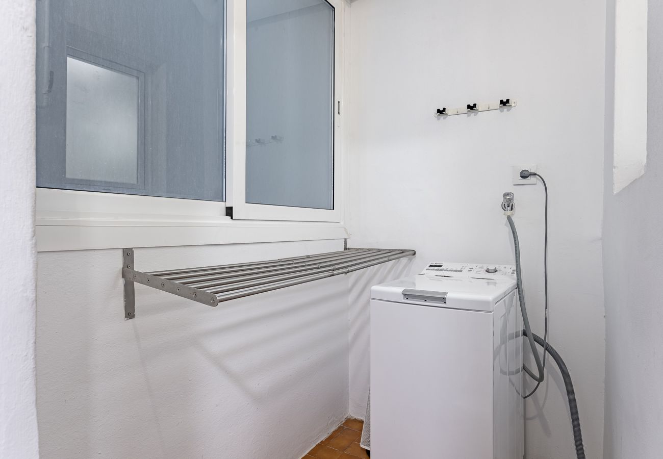 Apartment in Barcelona - OLA LIVING SAGRADA FAMILIA 1