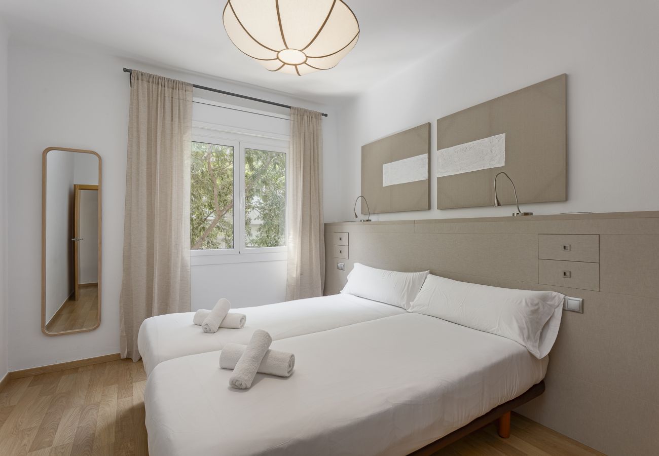 Apartment in Barcelona - OLA LIVING SAGRADA FAMILIA 1