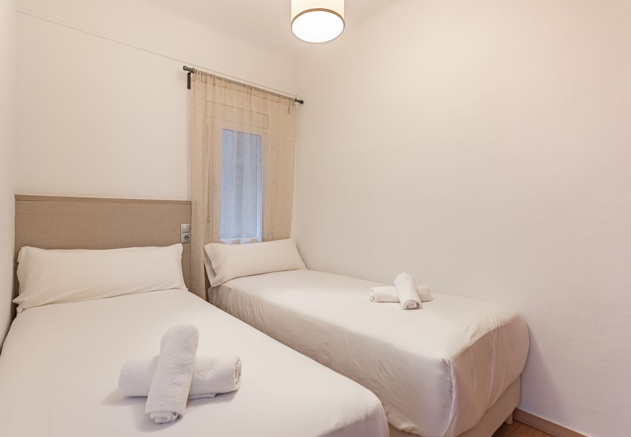 Apartment in Barcelona - OLA LIVING SAGRADA FAMILIA 1