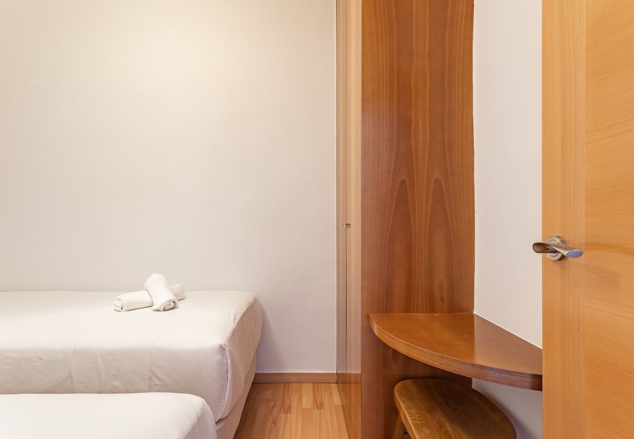 Apartment in Barcelona - OLA LIVING SAGRADA FAMILIA 1