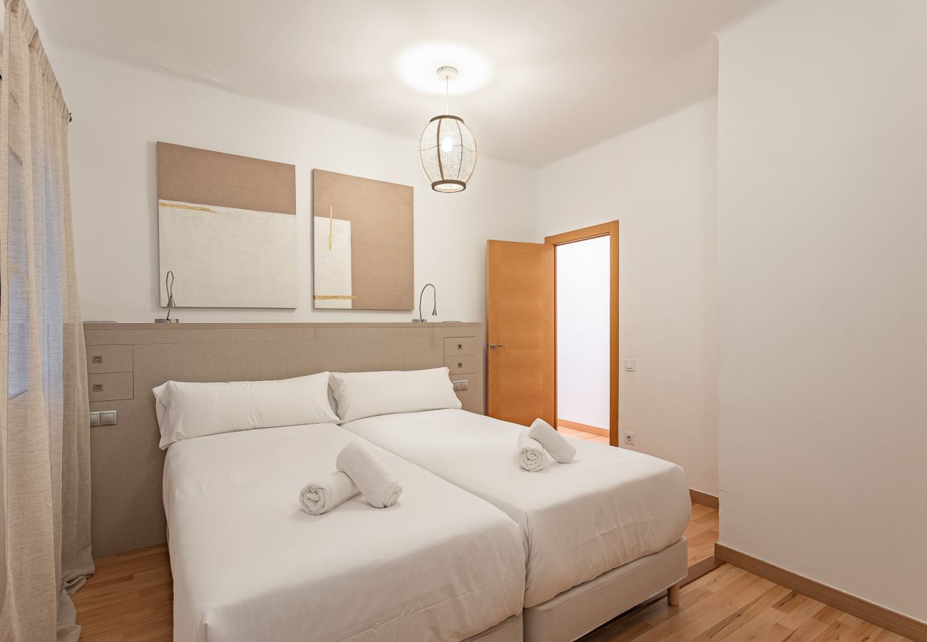 Apartment in Barcelona - OLA LIVING SAGRADA FAMILIA 1