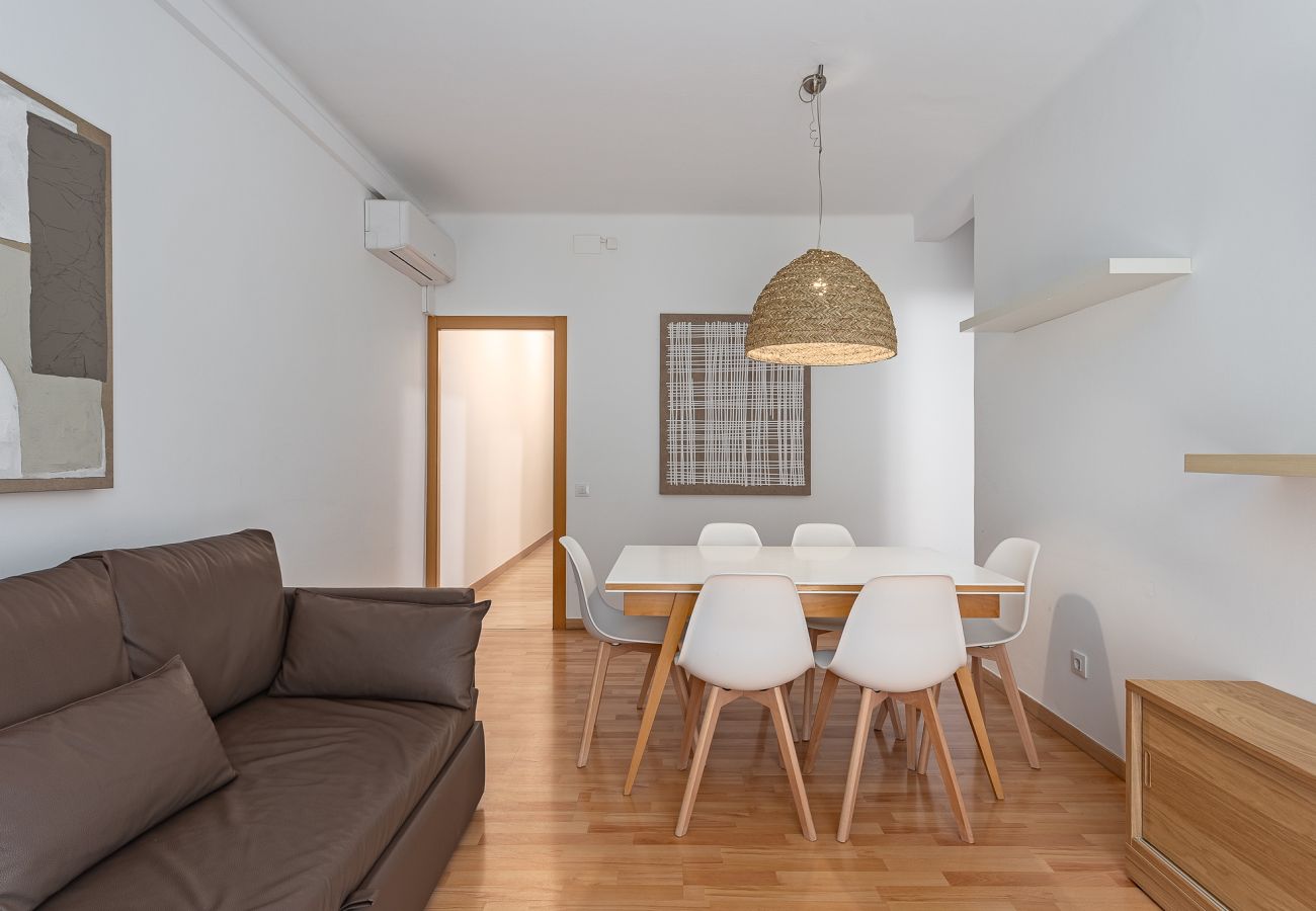 Apartment in Barcelona - OLA LIVING SAGRADA FAMILIA 1