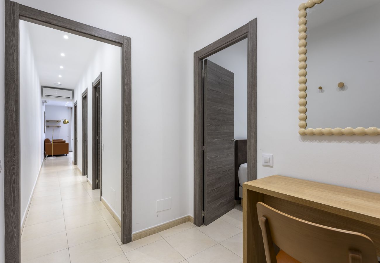 Apartment in Barcelona - OLA LIVING SAGRADA FAMILIA 4