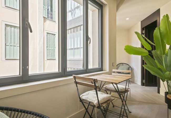 Apartment in Barcelona - OLA LIVING PASEO DE GRACIA 1