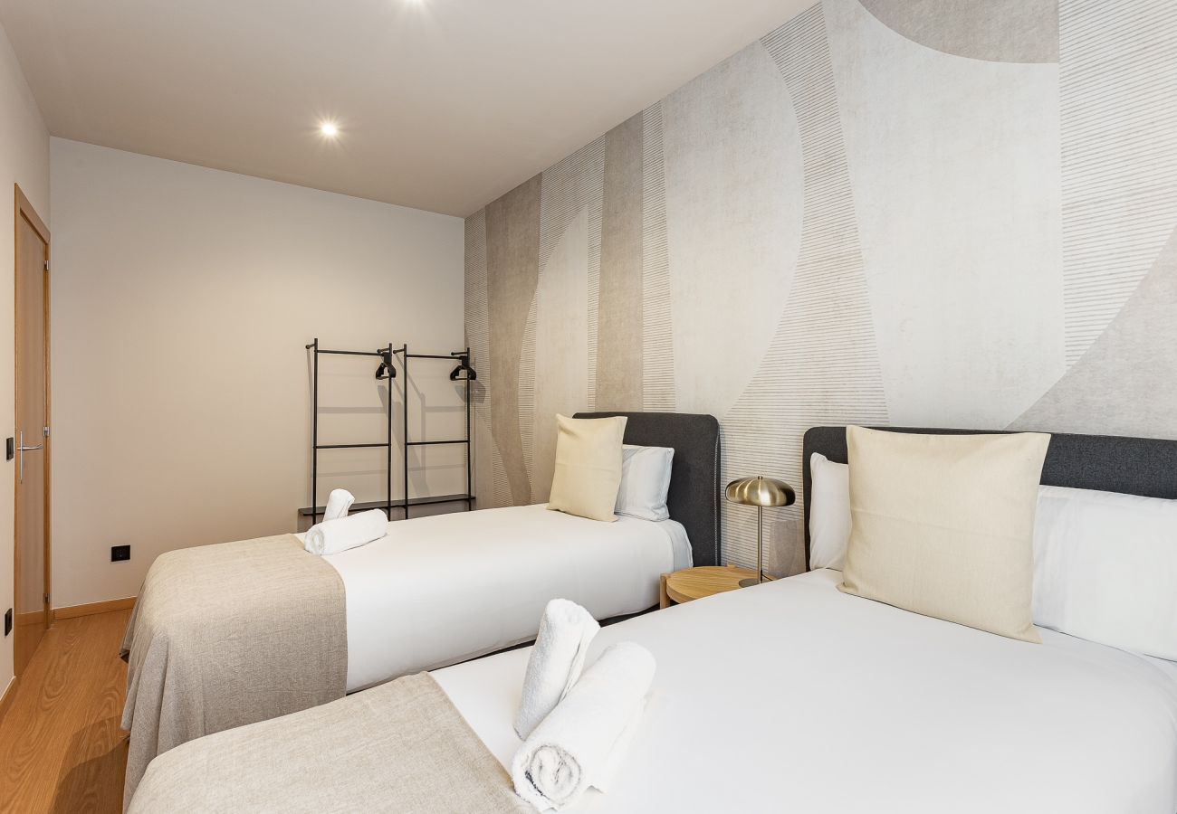 Apartment in Barcelona - OLA LIVING CONSELL DE CENT 5