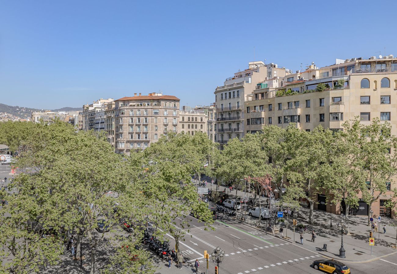 Apartment in Barcelona - OLA LIVING PASEO DE GRACIA 3