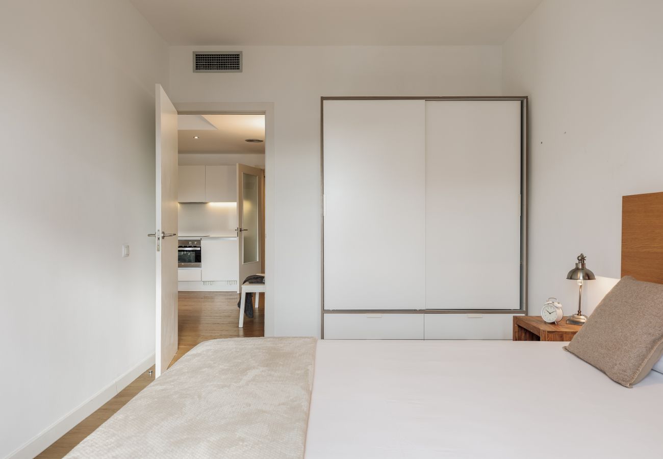 Apartment in Barcelona - OLA LIVING ST ANTONI 102