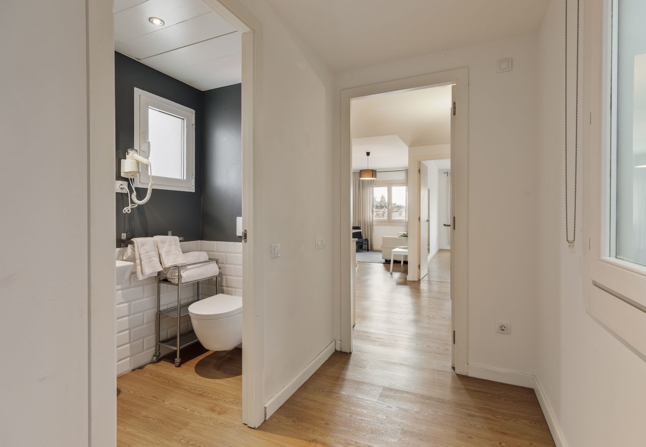 Apartment in Barcelona - OLA LIVING ST ANTONI 102