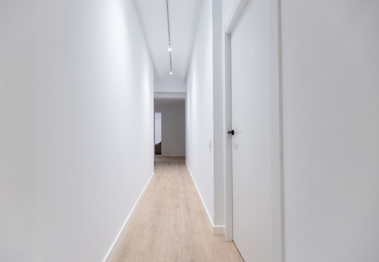 Apartment in Barcelona - Ola Living Diagonal A Bajos 3