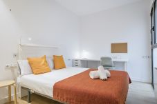 Rent by room in Barcelona - Balmes Habitación Doble con Baño Privado