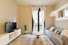 Rent by room in Barcelona - Merce Habitación Individual