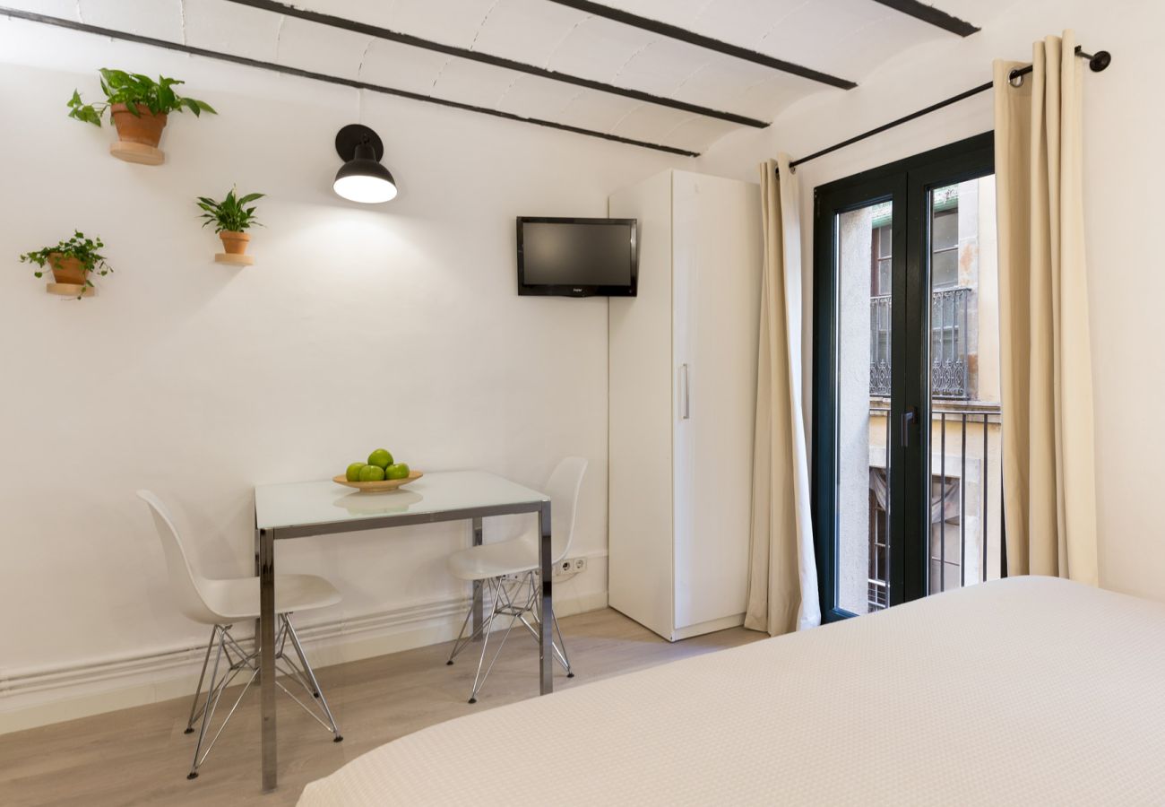 Studio à Barcelone - OLA LIVING BORN 3