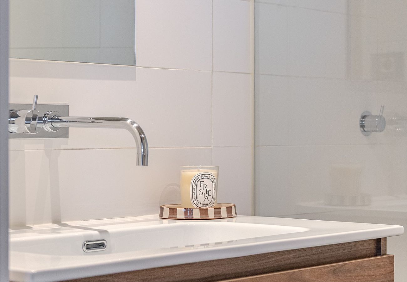 Appartement à Barcelone - OLA LIVING PASEO DE GRACIA 3