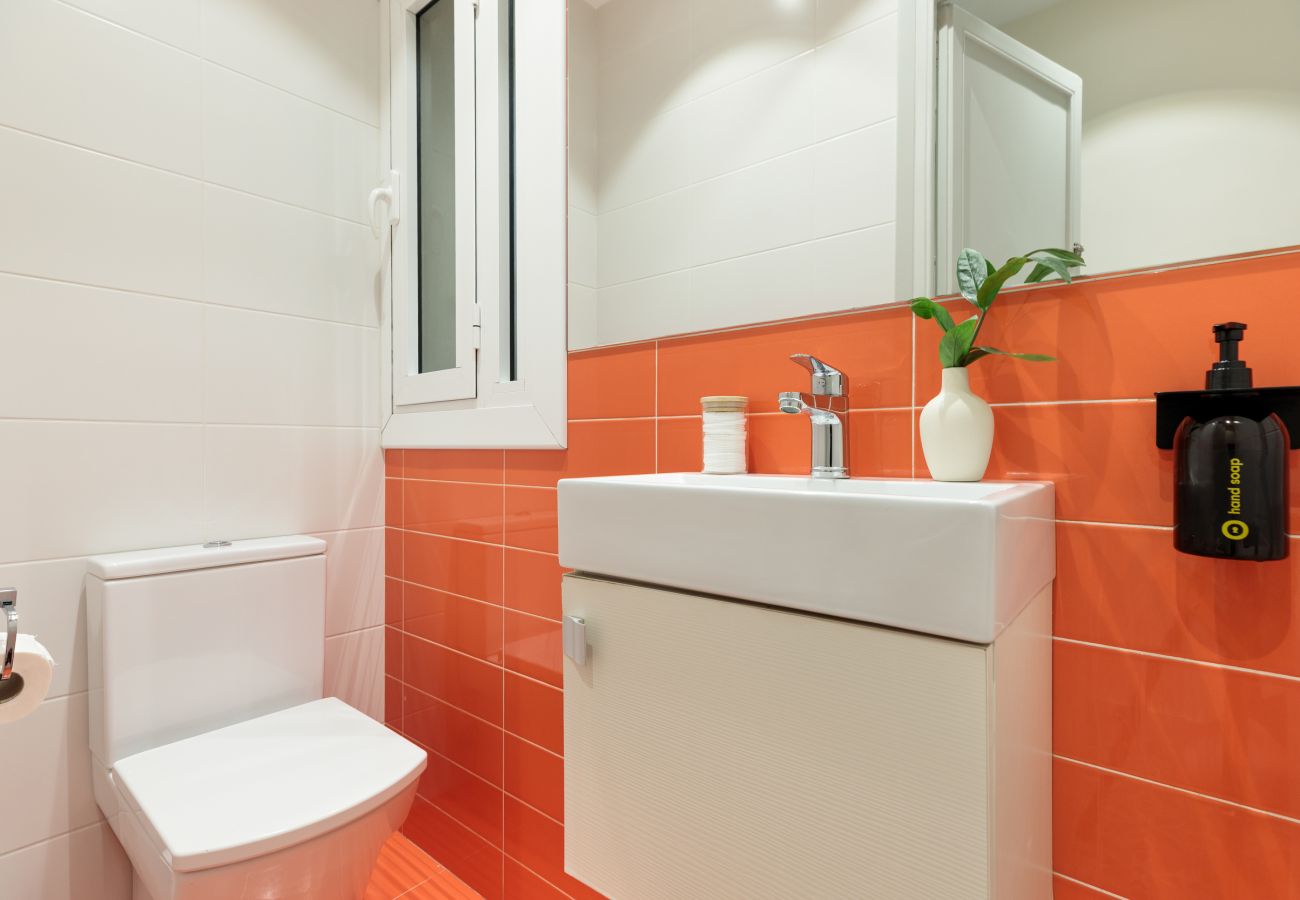 Appartamento a Barcelona - OLA LIVING SANTA ANNA 4