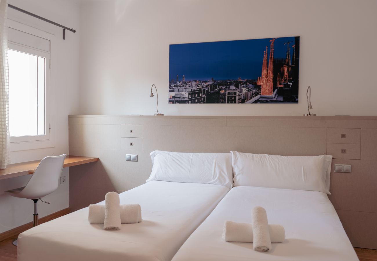 Appartamento a Barcelona - OLA LIVING SAGRADA FAMILIA 5  ATTIC