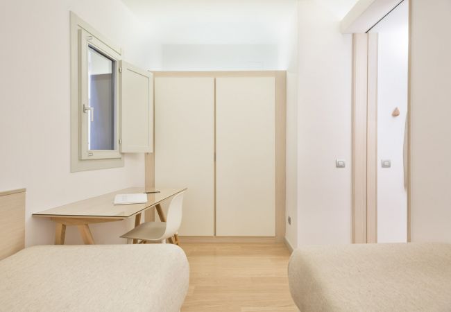 Apartamento em Barcelona - OLA LIVING BISBE STREET VIEW 1 Apartamento em Barcelona - OLA LIVING BISBE STREET VIEW 1