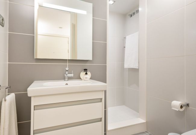 Apartamento em Barcelona - OLA LIVING BISBE STREET VIEW 1 Apartamento em Barcelona - OLA LIVING BISBE STREET VIEW 1