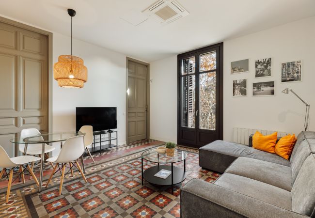 Apartamento em Barcelona - OLA LIVING BALMES 1