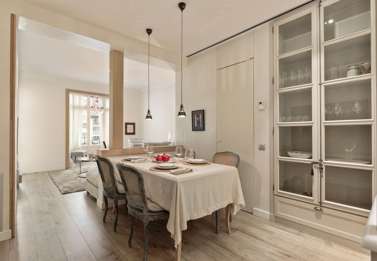 Apartamento em Barcelona - OLA LIVING ENRIC GRANADOS Apartamento em Barcelona - OLA LIVING ENRIC GRANADOS