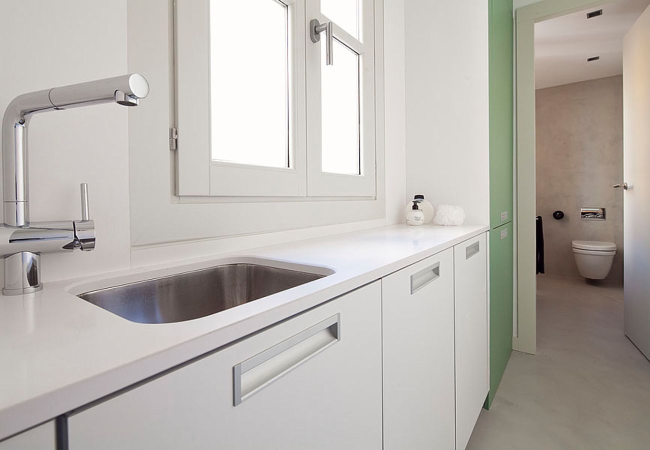 Apartamento em Barcelona - OLA LIVING PETRITXOL LES RAMBLES