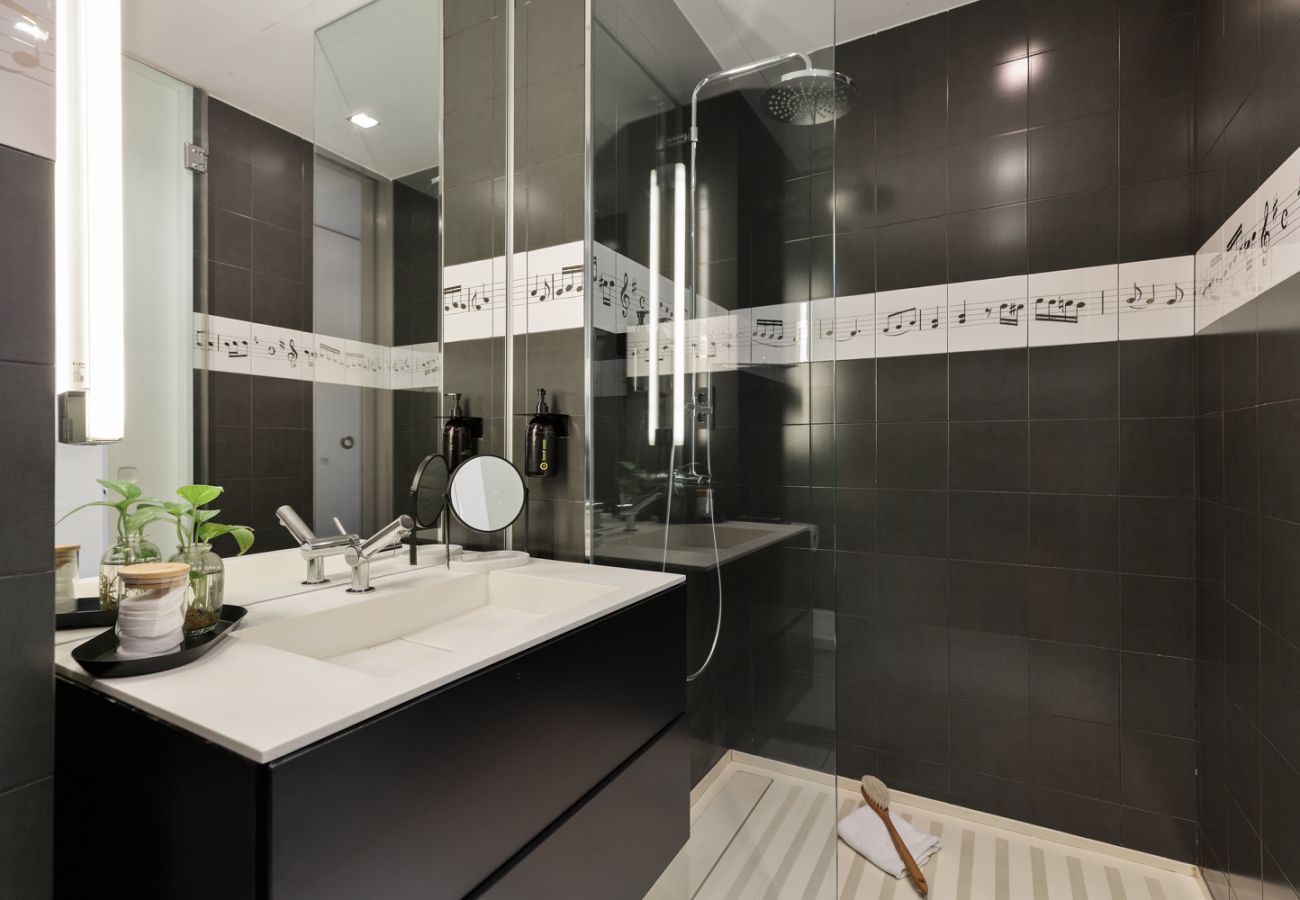 Apartamento em Barcelona - OLA LIVING PETRITXOL LA PEDRERA