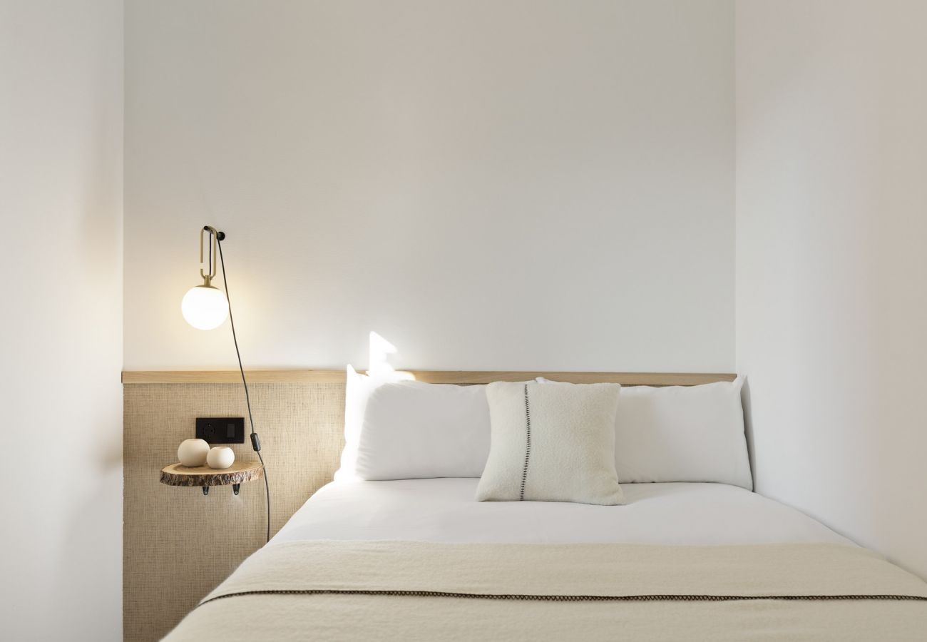 Apartamento em Barcelona - OLA LIVING CALABRIA 5