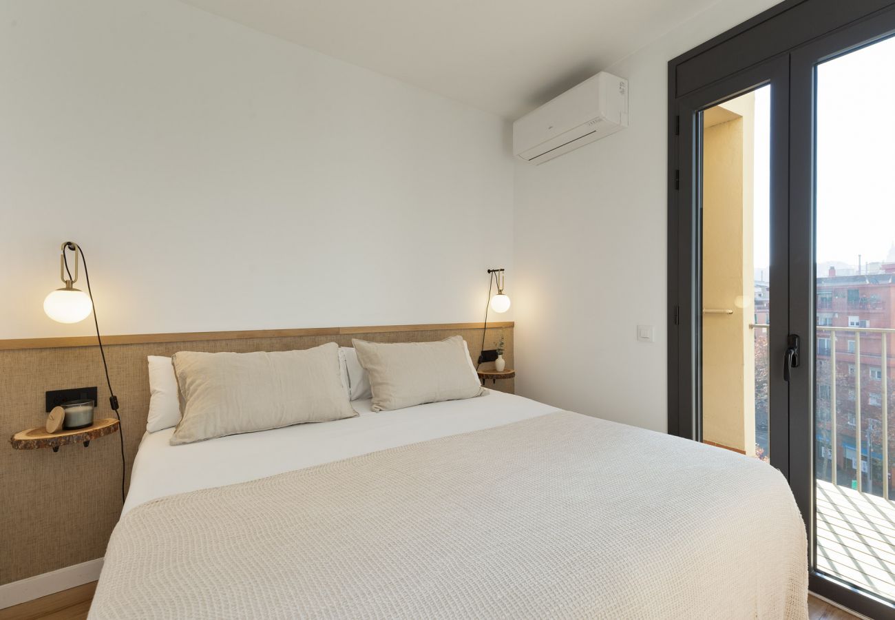 Apartamento em Barcelona - OLA LIVING CALABRIA 7 ATTIC