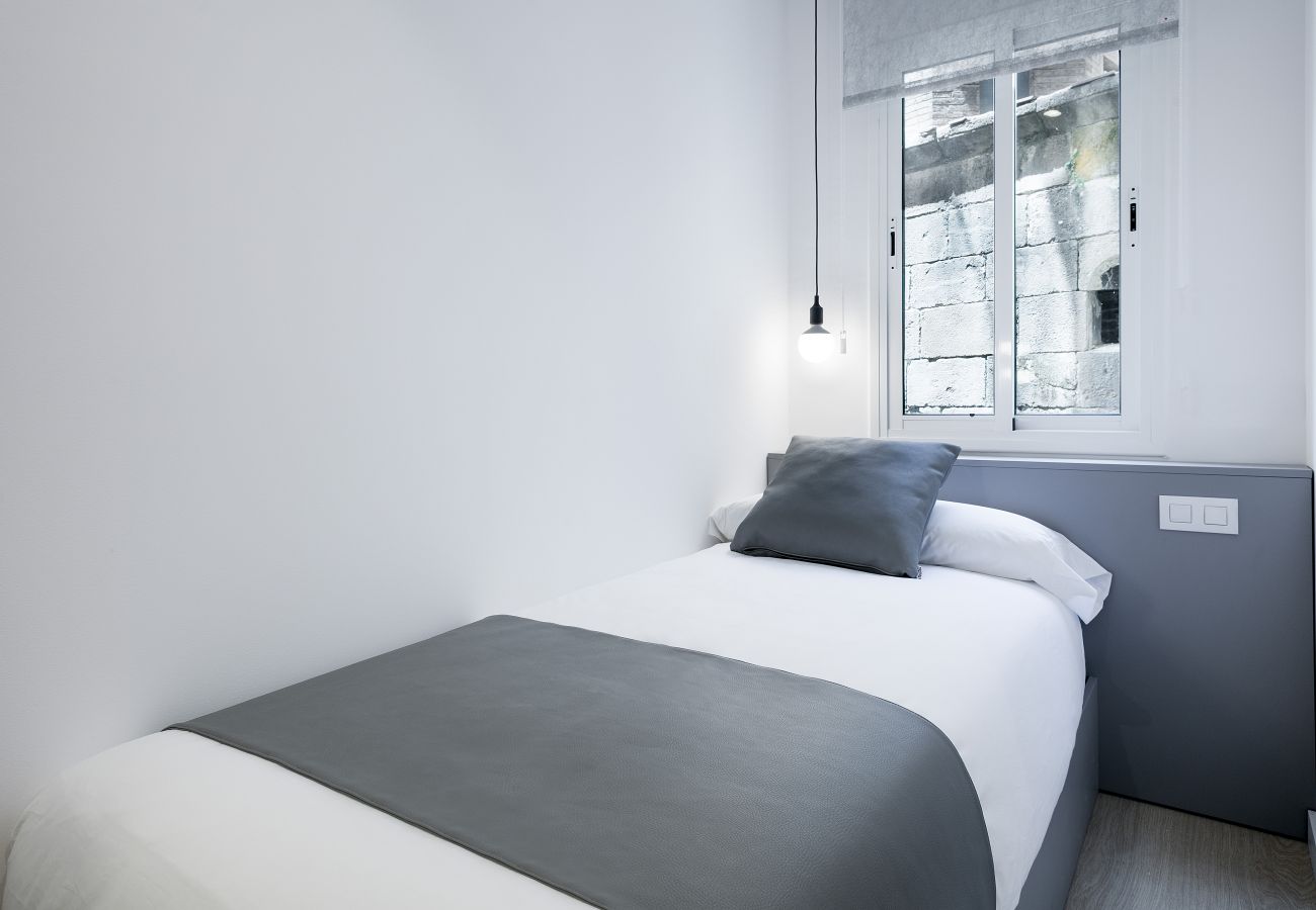 Apartamento em Barcelona - OLA LIVING SANTA ANNA 3