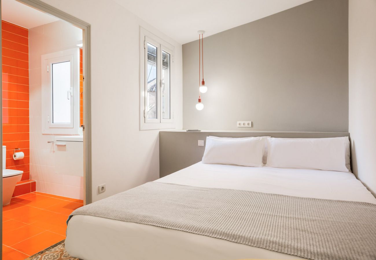 Apartamento em Barcelona - OLA LIVING SANTA ANNA 4