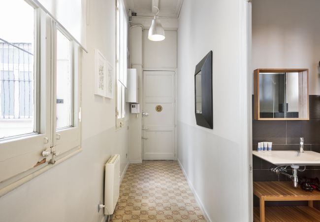 Apartamento em Barcelona - OLA LIVING GAUDI Apartamento em Barcelona - OLA LIVING GAUDI