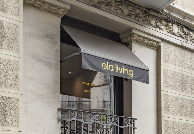 Quarto em Barcelona - Ola Living Hostal Diagonal 10 Individual Quarto em Barcelona - Ola Living Hostal Diagonal 10 Individual
