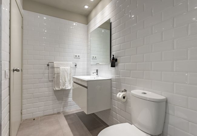 Quarto em Barcelona - Ola Living Hostal Diagonal 11 Quarto em Barcelona - Ola Living Hostal Diagonal 11