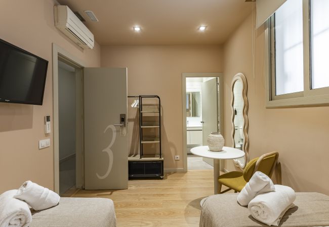 Quarto em Barcelona - Ola Living Hostal Diagonal 11 Quarto em Barcelona - Ola Living Hostal Diagonal 11