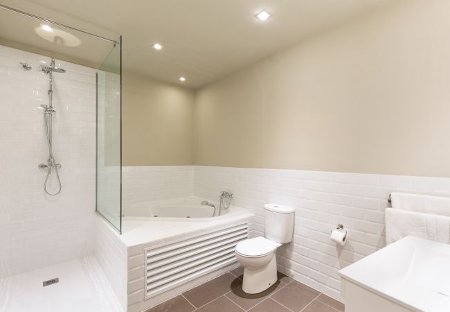 Quarto em Barcelona - Ola Living Hostal Diagonal 12 Quarto em Barcelona - Ola Living Hostal Diagonal 12