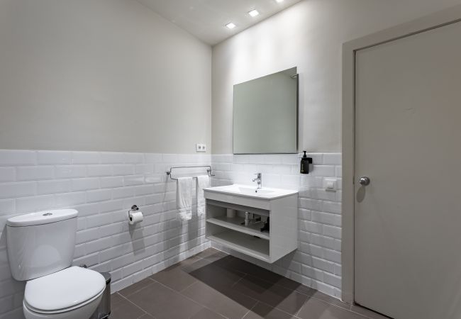Quarto em Barcelona - Ola Living Hostal Diagonal 12 Quarto em Barcelona - Ola Living Hostal Diagonal 12