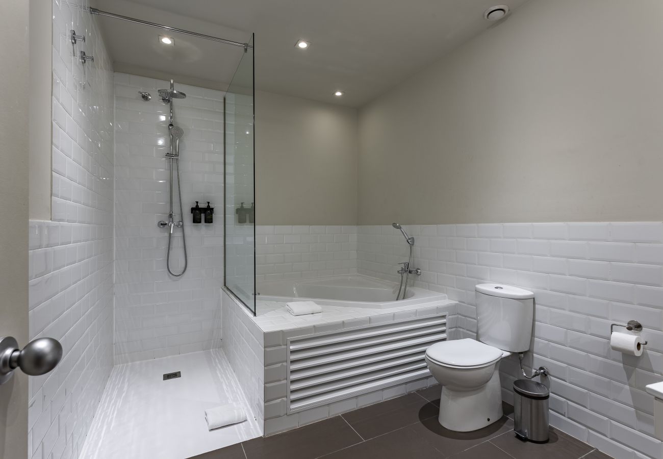 Quarto em Barcelona - Ola Living Hostal Diagonal 12
