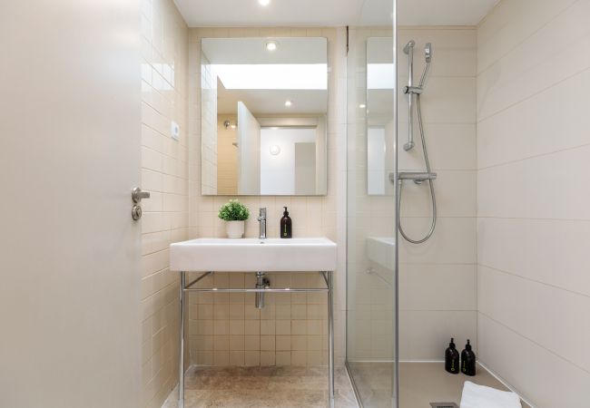 Apartamento em Barcelona - OLA LIVING MERCE AIRE 2 Apartamento em Barcelona - OLA LIVING MERCE AIRE 2