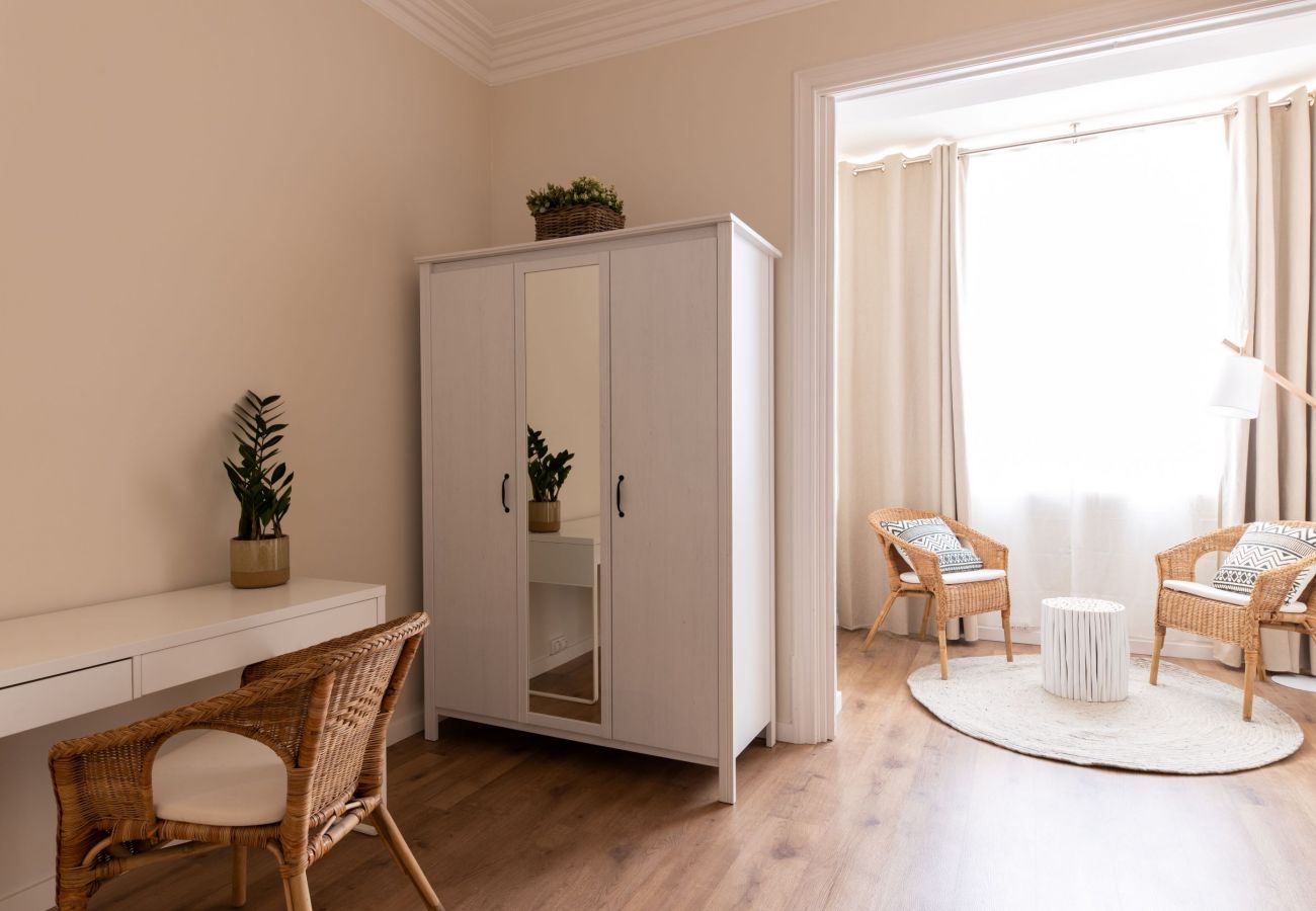 Apartamento em Barcelona - Ola Living Aribau C 4-2