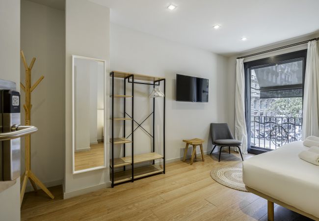 Quarto em Barcelona - Ola Living Hostal Diagonal 1 Quarto em Barcelona - Ola Living Hostal Diagonal 1