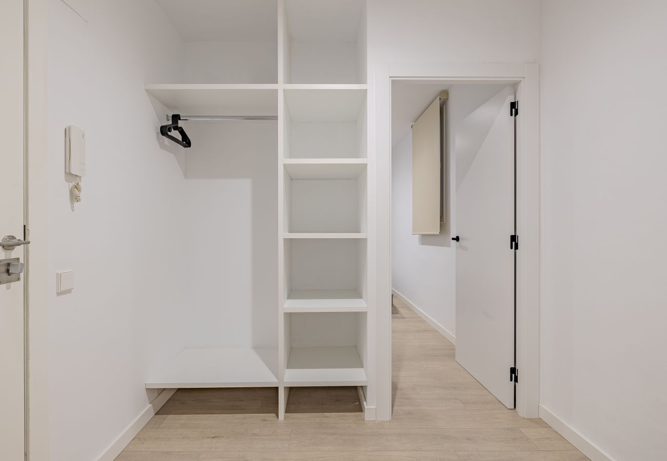 Apartamento em Barcelona - Ola Living Diagonal A Bajos 2