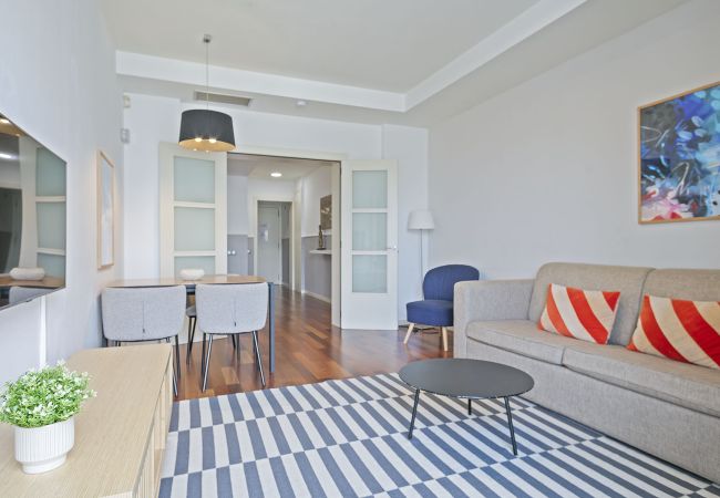 Apartamento em Barcelona - OLA LIVING PLAZA CATALUNYA 4 Apartamento em Barcelona - OLA LIVING PLAZA CATALUNYA 4