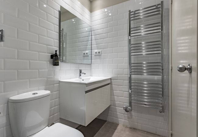 Quarto em Barcelona - Ola Living Hostal Diagonal 4 Quarto em Barcelona - Ola Living Hostal Diagonal 4