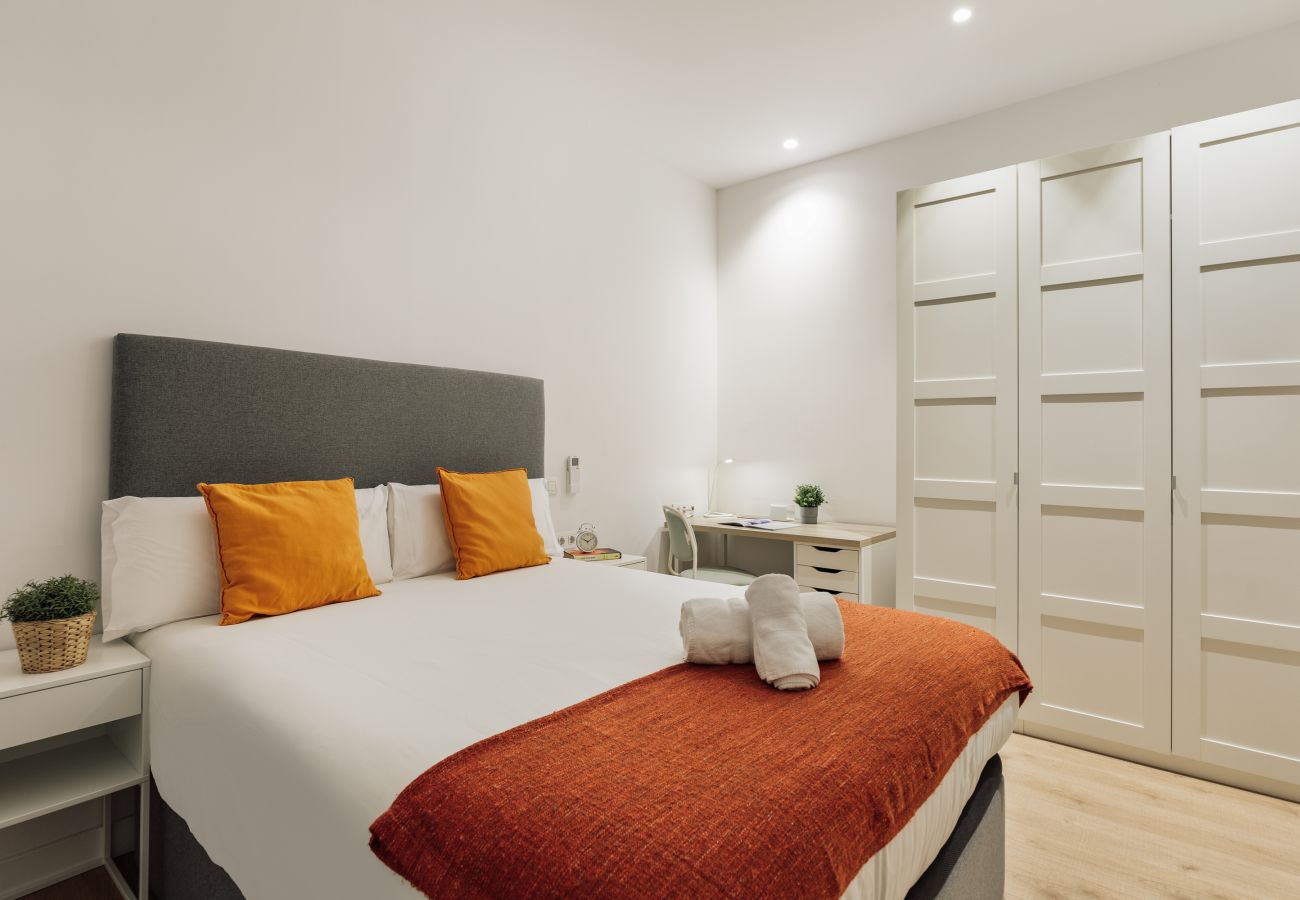 Alquiler por habitaciones en Barcelona - Balmes Doble Uso Individual