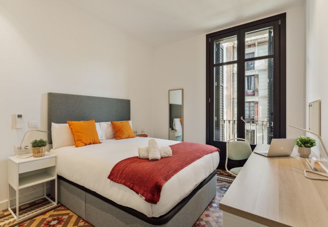 Alquiler por habitaciones en Barcelona - Balmes Doble Balcon Alquiler por habitaciones en Barcelona - Balmes Doble Balcon