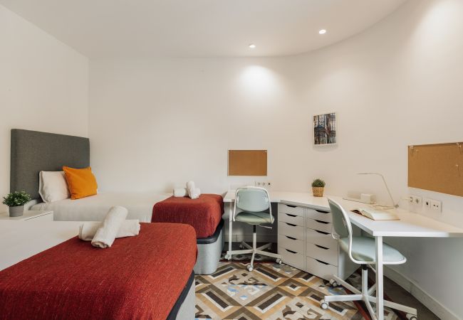 Alquiler por habitaciones en Barcelona - Balmes Twin con Balcón Alquiler por habitaciones en Barcelona - Balmes Twin con Balcón