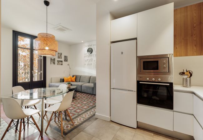 Alquiler por habitaciones en Barcelona - Balmes Twin con Balcón Alquiler por habitaciones en Barcelona - Balmes Twin con Balcón