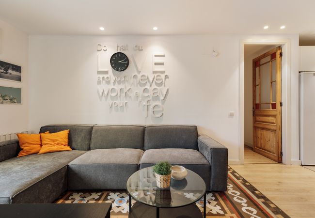 Alquiler por habitaciones en Barcelona - Balmes Twin con Balcón Alquiler por habitaciones en Barcelona - Balmes Twin con Balcón