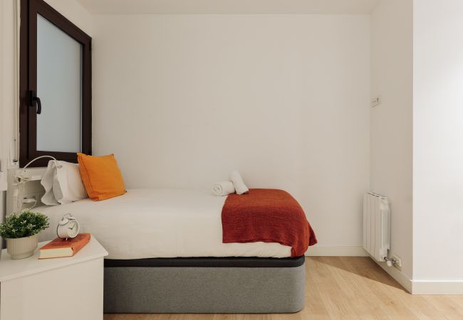 Alquiler por habitaciones en Barcelona - Balmes Habitación Individual Premium Alquiler por habitaciones en Barcelona - Balmes Habitación Individual Premium