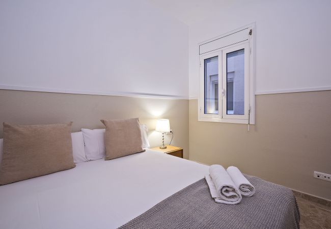 Alquiler por habitaciones en Barcelona - Merce Habitación Doble Standard Superior Alquiler por habitaciones en Barcelona - Merce Habitación Doble Standard Superior