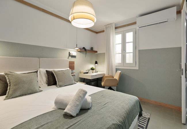 Alquiler por habitaciones en Barcelona - Casa Consell de Cent Doble con Baño Privado Alquiler por habitaciones en Barcelona - Casa Consell de Cent Doble con Baño Privado